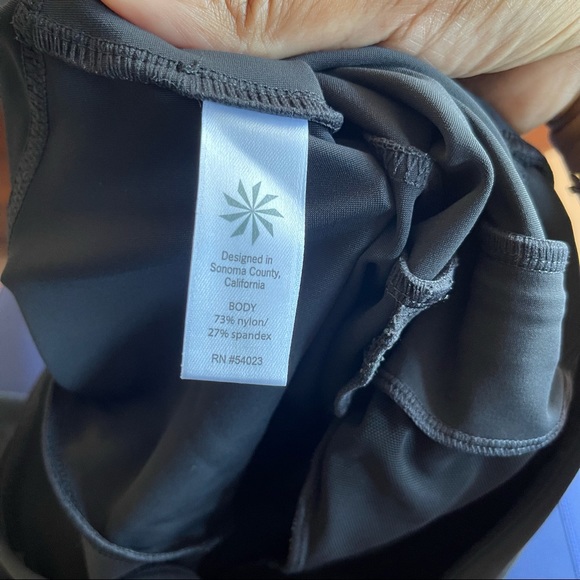 Athleta Stellar Tights Leggings, Hi Rise, Black, Size Small - Picture 9 of 16